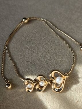 💖 Pearly Heart Trio Pull Cord Bracelet 💖